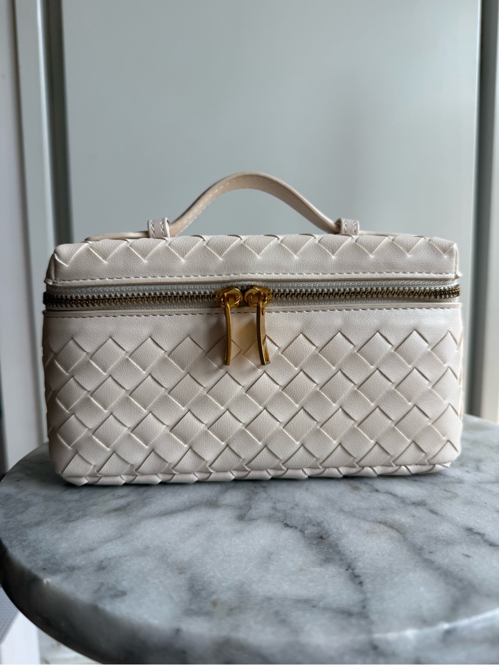 Woven Cream Vanity Cosmetic Case / Crossbody Bag